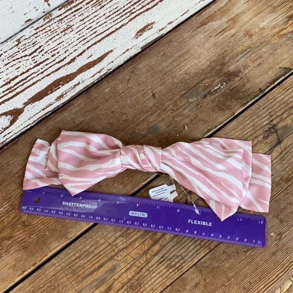 Anthropologie Pink Zebra  Printed Bow Barrette